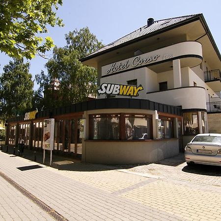 Hotel Corso Сиофок Екстериор снимка